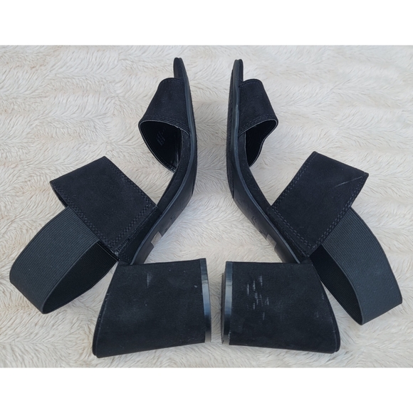 Unisa Audrey Black Block Heel Sandals - Picture 9 of 16